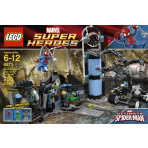 LEGO Super Heroes 6873 Spidermanov útok za zálohy