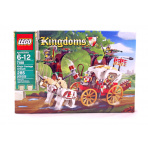 LEGO Kingdoms 7188 Prepadnutie kráľovského koča